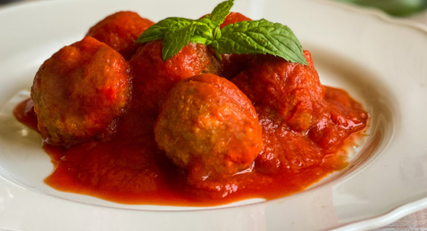 Polpettine di sarde al ragù di pomodoro e menta 